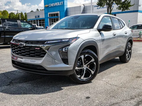 Photos of 2025 Chevrolet Trax 1RS for sale in Union City, GA at ALM Chevrolet South