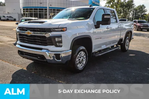 More photos of 2024 Chevrolet Silverado 2500HD LT at ALM Chevrolet South, GA