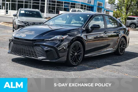 More photos of 2025 Toyota Camry SE at ALM Chevrolet South, GA