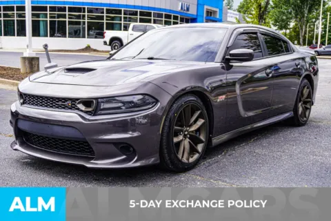 More photos of 2019 Dodge Charger R/T Scat Pack at ALM Chevrolet South, GA