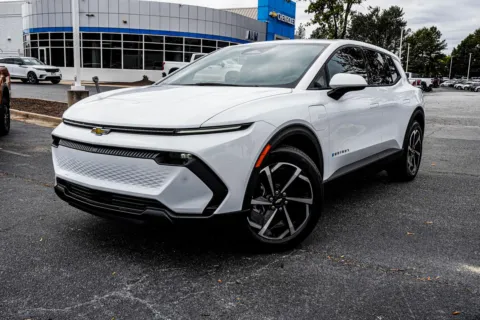 Photos of 2026 Chevrolet Equinox EV LT for sale in Union City, GA at ALM Chevrolet South