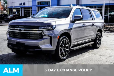 More photos of 2021 Chevrolet Suburban RST at ALM Chevrolet South, GA