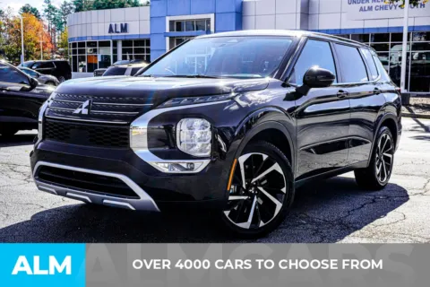 Another view of 2024 Mitsubishi Outlander for sale in Union City, GA at ALM Chevrolet South