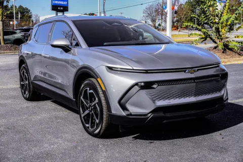 More photos of 2026 Chevrolet Equinox EV LT at ALM Chevrolet South, GA