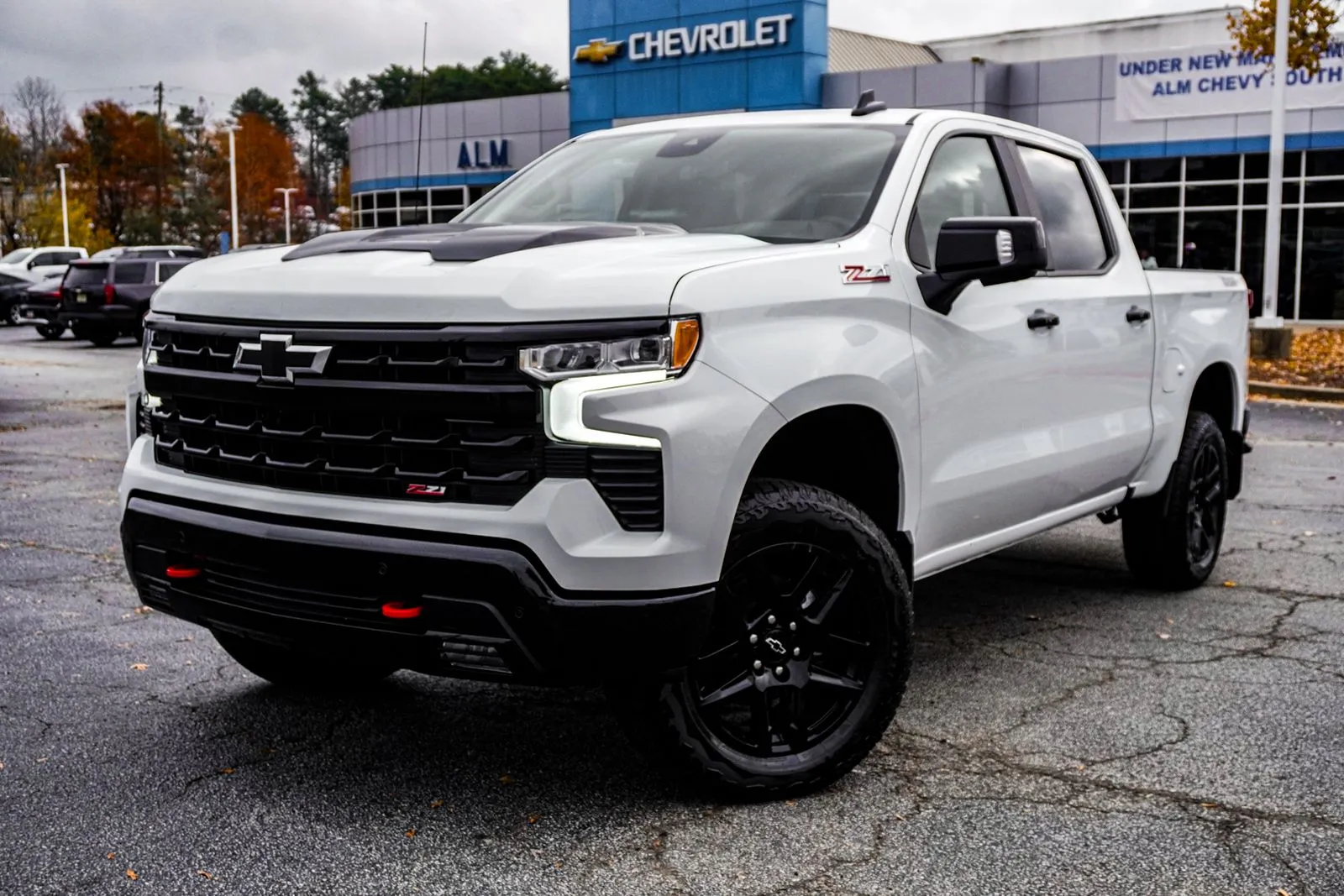 White 2026 Chevrolet Silverado 1500 LT Trail Boss for sale in Union City, GA