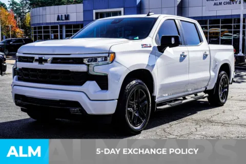 More photos of 2022 Chevrolet Silverado 1500 RST at ALM Chevrolet South, GA