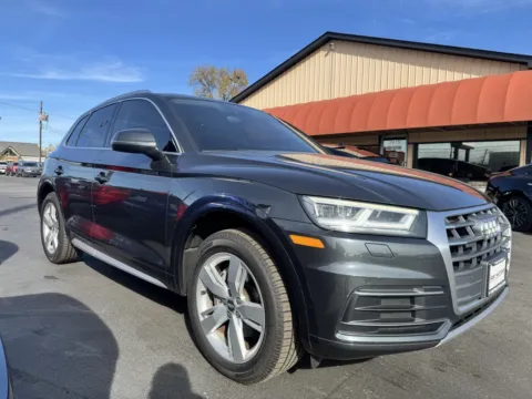 Photos of 2018 Audi Q5 2.0T quattro Premium Plus for sale in Indianapolis, IN at F1rst Motors