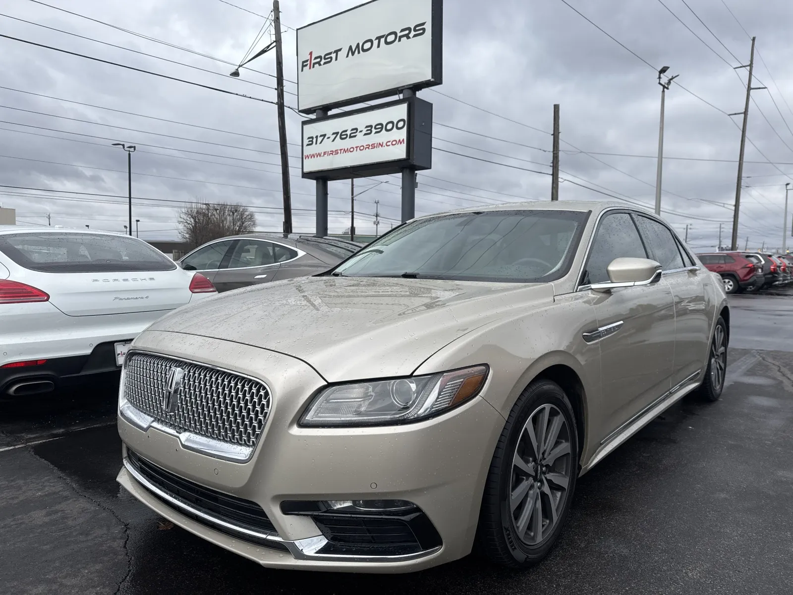2017 Lincoln Continental Premiere's photo