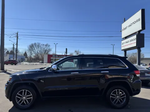 More photos of 2017 Jeep Grand Cherokee at F1rst Motors, IN