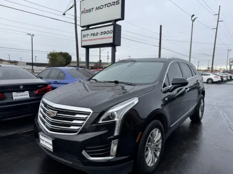 Black 2017 Cadillac XT5 Luxury for sale in Indianapolis, IN