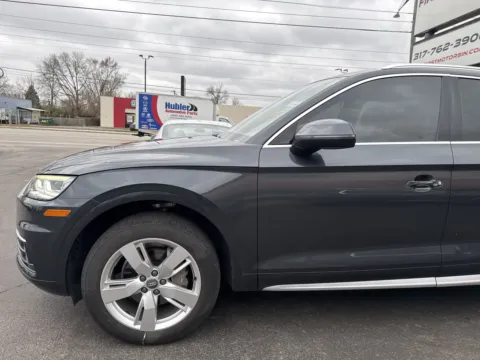 Photos of 2018 Audi Q5 2.0T quattro Premium Plus for sale in Indianapolis, IN at F1rst Motors