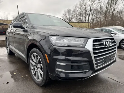 Photos of 2017 Audi Q7 3.0T quattro Premium Plus for sale in Indianapolis, IN at F1rst Motors