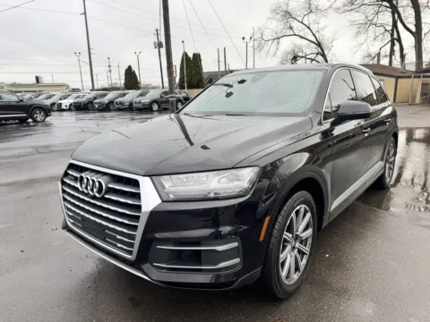 Another view of 2017 Audi Q7 3.0T quattro Premium Plus for sale in Indianapolis, IN at F1rst Motors