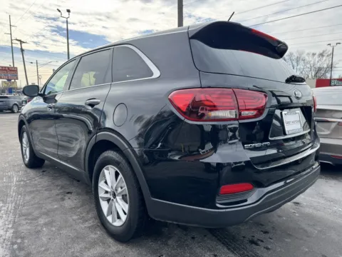 More photos of 2020 Kia Sorento L at F1rst Motors, IN