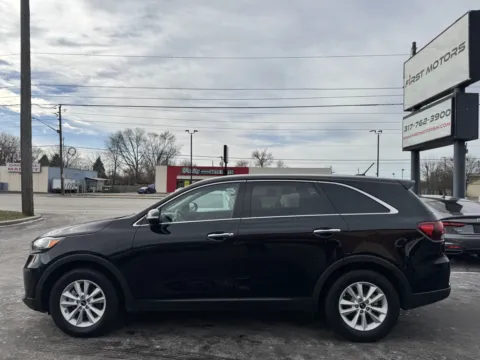 More photos of 2020 Kia Sorento L at F1rst Motors, IN