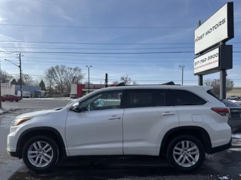 More photos of 2015 Toyota Highlander LE at F1rst Motors, IN