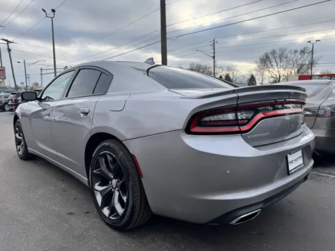 More photos of 2016 Dodge Charger SXT at F1rst Motors, IN