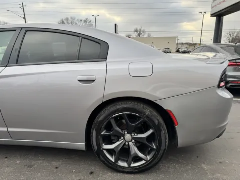More photos of 2016 Dodge Charger SXT at F1rst Motors, IN