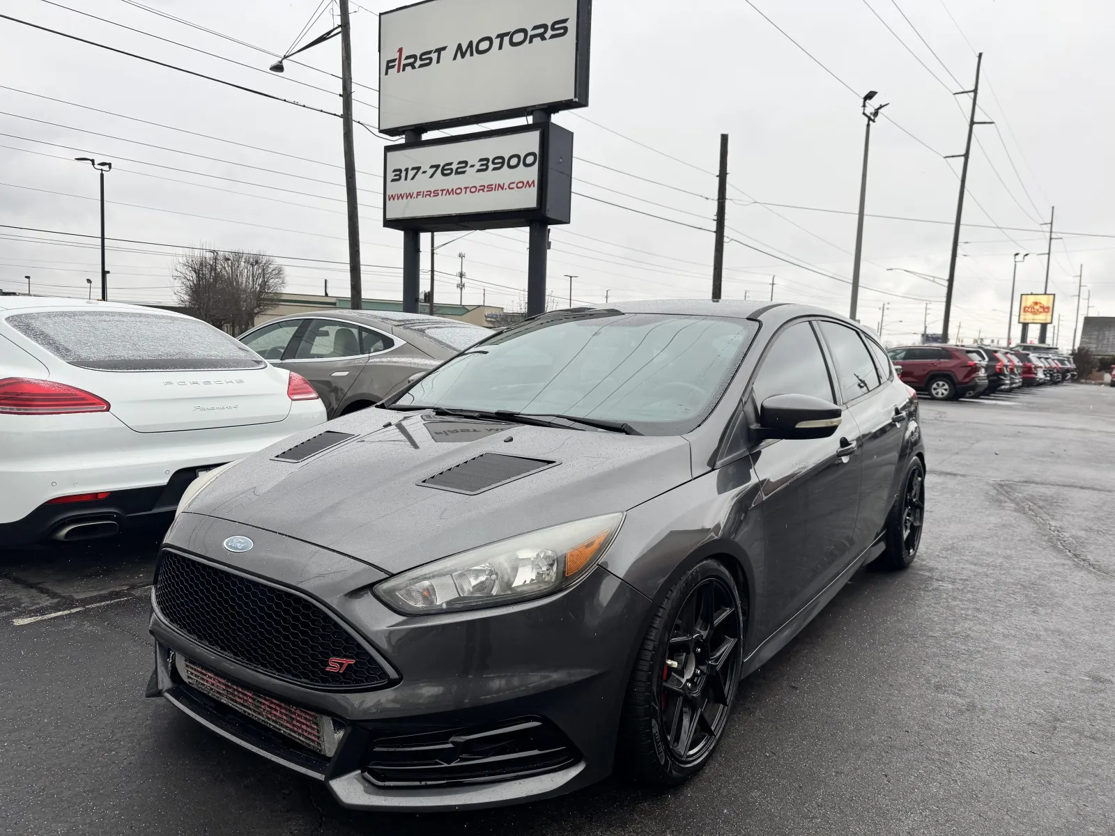 2017 Ford Focus ST's photo