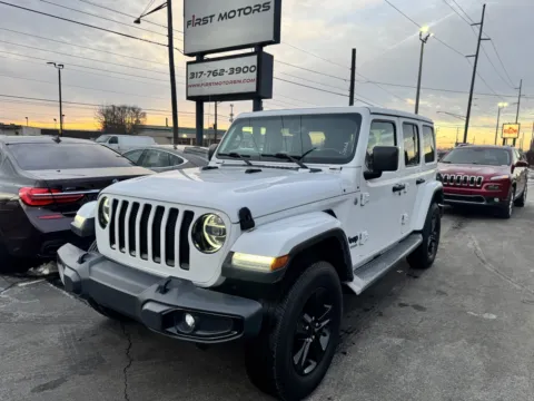 Green 2019 Jeep Wrangler Unlimited Sahara for sale in Indianapolis, IN