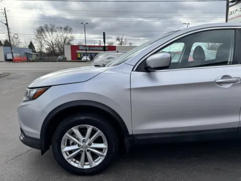 Photos of 2018 Nissan Rogue Sport S for sale in Indianapolis, IN at F1rst Motors