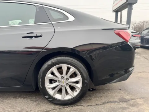 More photos of 2020 Chevrolet Malibu LT at F1rst Motors, IN