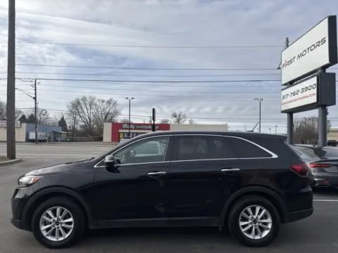 More photos of 2020 Kia Sorento L at F1rst Motors, IN