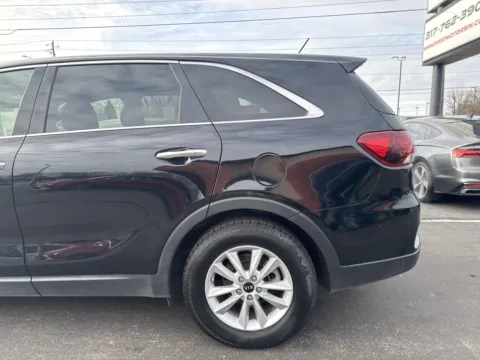 More photos of 2020 Kia Sorento L at F1rst Motors, IN