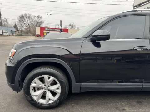 Another view of 2018 Volkswagen Atlas V6 SE 4Motion for sale in Indianapolis, IN at F1rst Motors