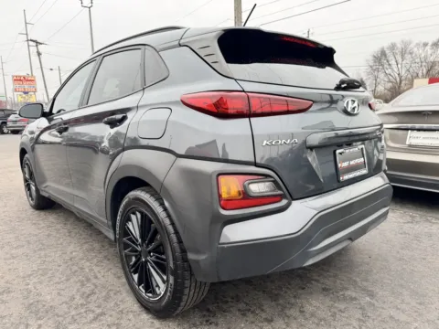 More photos of 2020 Hyundai KONA SEL at F1rst Motors, IN
