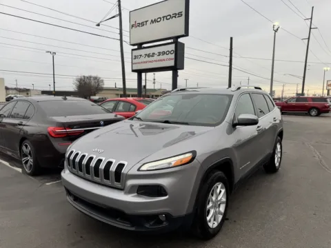 Silver 2016 Jeep Cherokee Latitude for sale in Indianapolis, IN