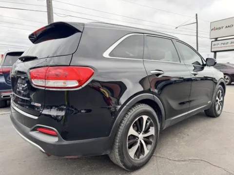 More photos of 2016 Kia Sorento EX at F1rst Motors, IN