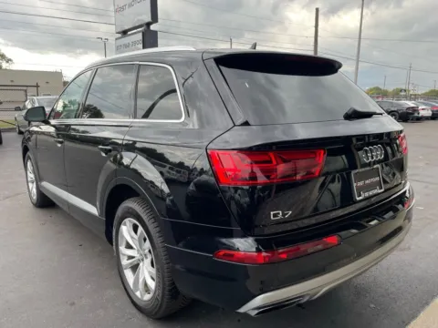 Photos of 2018 Audi Q7 3.0T quattro Premium Plus for sale in Indianapolis, IN at F1rst Motors