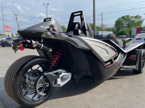 Another view of 2017 Polaris SLINGSHOT SLR for sale in Indianapolis, IN at F1rst Motors