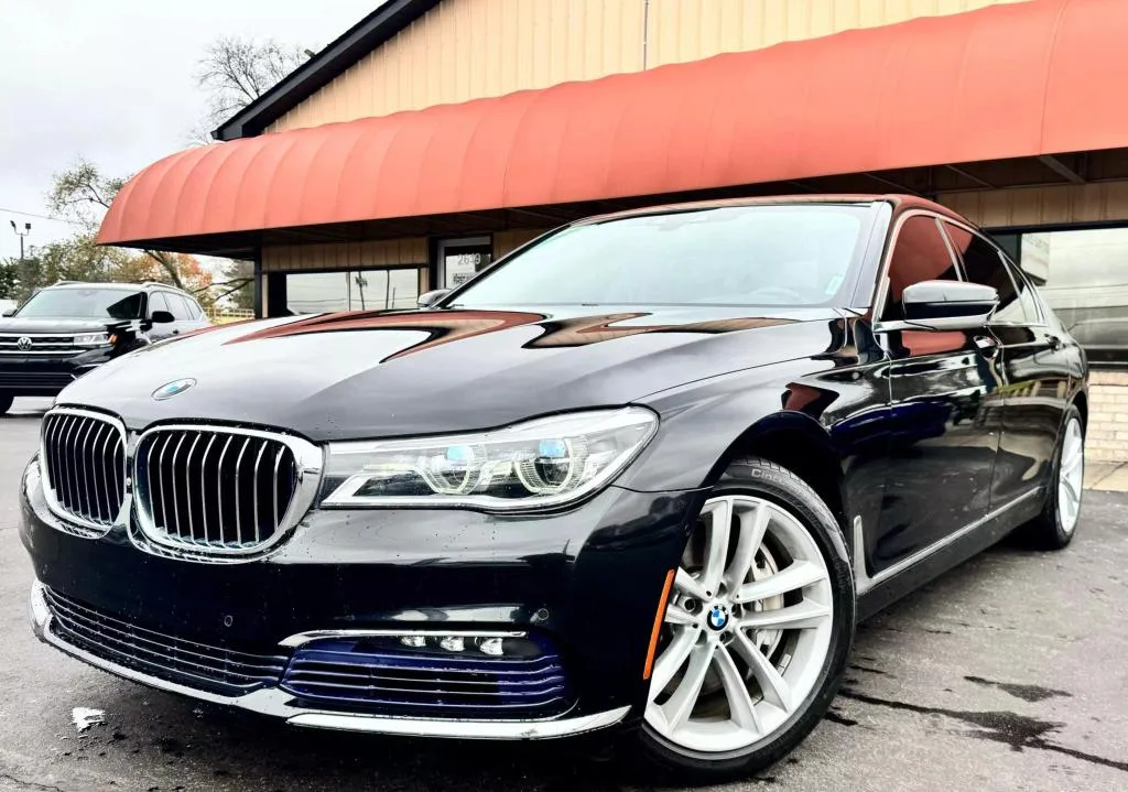 Used 2017 BMW 7 Series 750i xDrive Sedan 4D for sale in Indianapolis ...