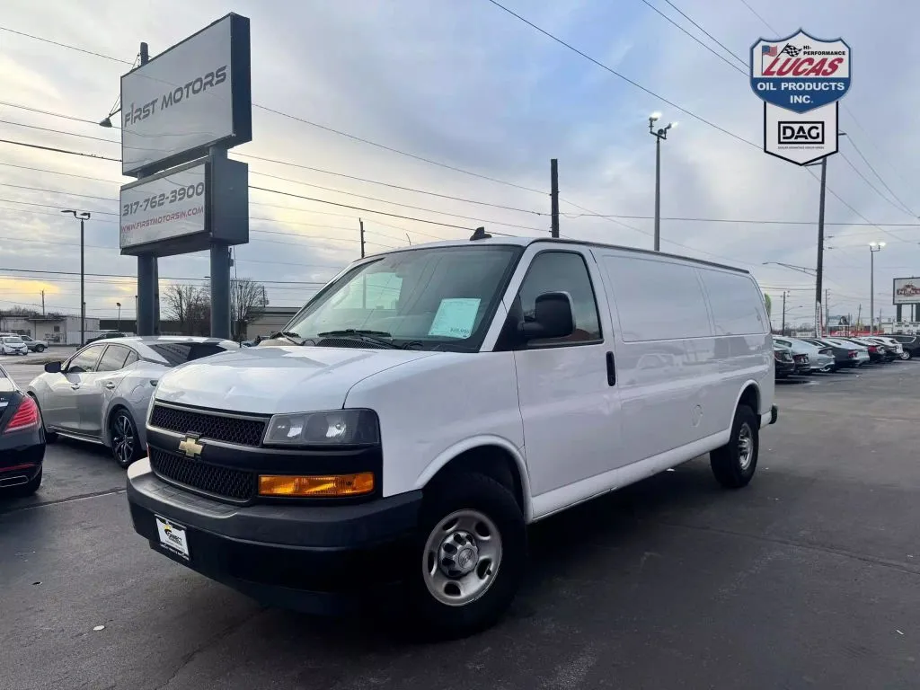 Used 2018 Chevrolet Express 2500 Cargo Extended Van 3D for sale in - Main Image