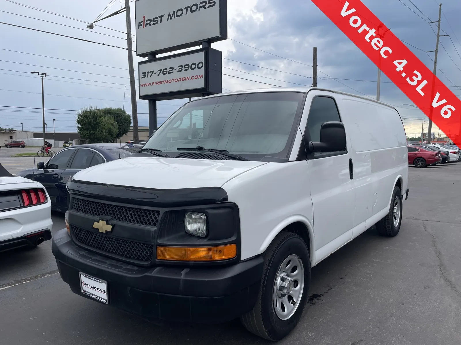White 2012 Chevrolet Express 1500 Work Van for sale in Indianapolis, IN