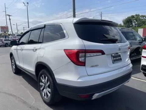 More photos of 2020 Honda Pilot EX at F1rst Motors, IN