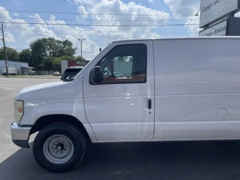 Photos of 2010 Ford E-250 for sale in Indianapolis, IN at F1rst Motors