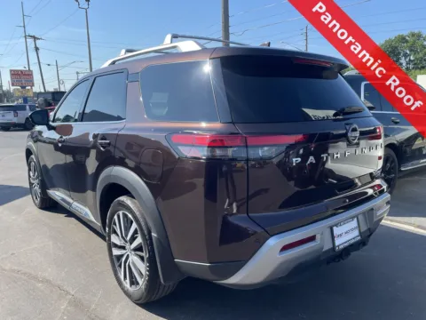 More photos of 2022 Nissan Pathfinder Platinum at F1rst Motors, IN