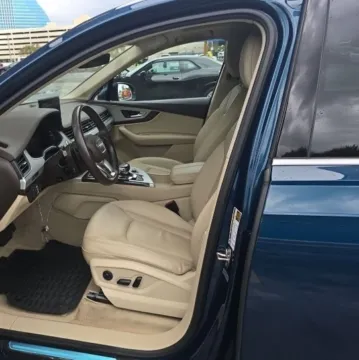 Another view of 2019 Audi Q7 45 Premium Plus for sale in Indianapolis, IN at F1rst Motors