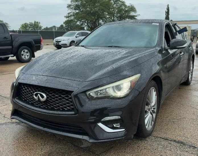 Black 2018 INFINITI Q50 3.0t LUXE for sale in Indianapolis, IN