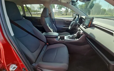 More photos of 2022 Toyota RAV4 LE at F1rst Motors, IN