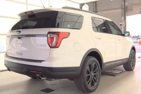 More photos of 2019 Ford Explorer XLT at F1rst Motors, IN