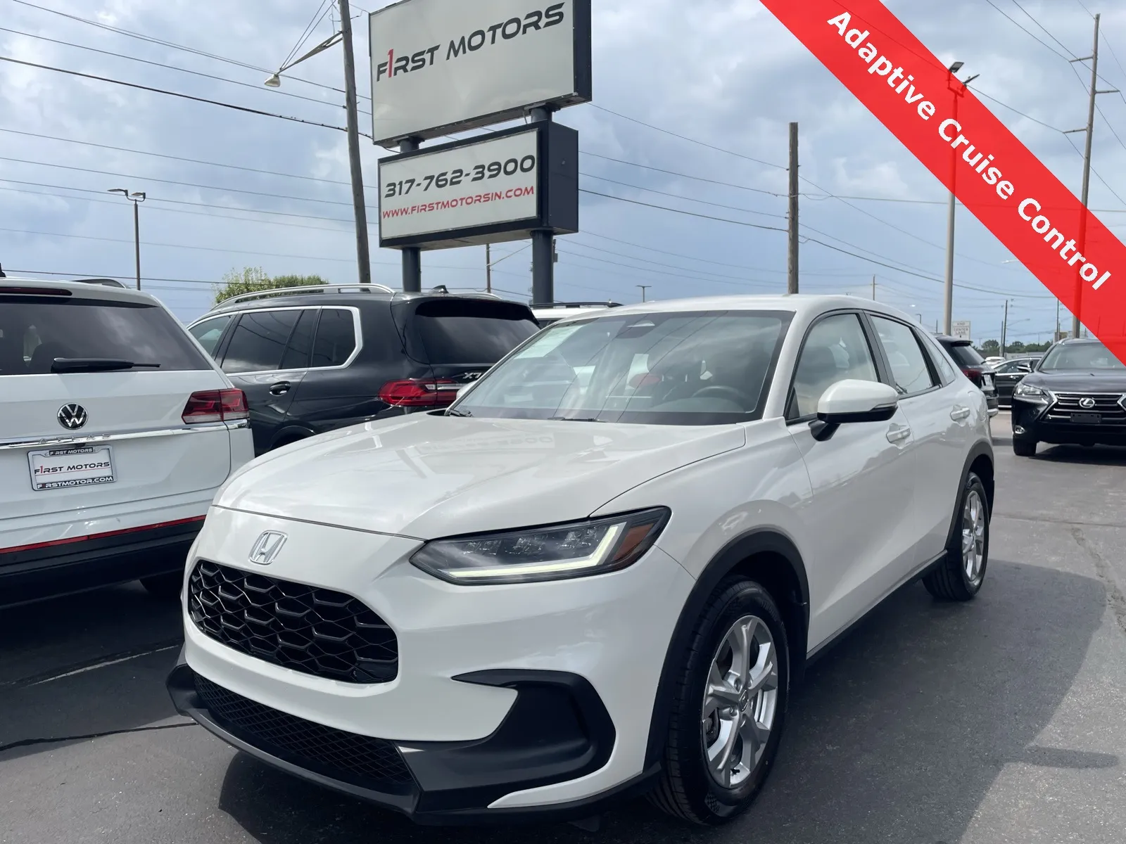 White 2024 Honda HR-V LX for sale in Indianapolis, IN