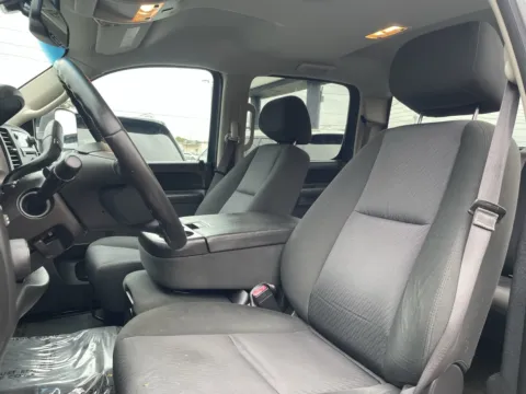 More photos of 2013 Chevrolet Silverado 2500HD LT at F1rst Motors, IN