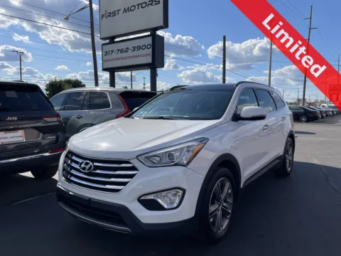 White 2013 Hyundai Santa Fe Limited for sale in Indianapolis, IN
