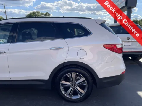 More photos of 2013 Hyundai Santa Fe Limited at F1rst Motors, IN