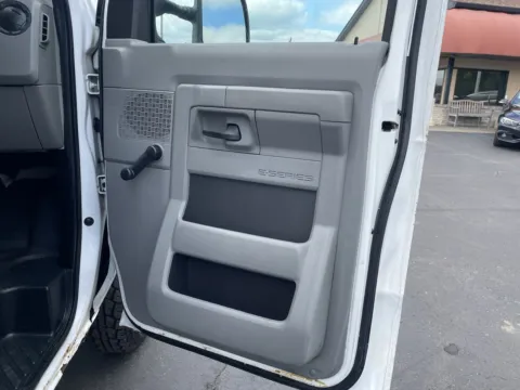 More photos of 2011 Ford E-150 Commercial at F1rst Motors, IN