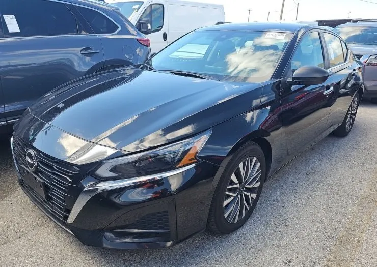 Black 2024 Nissan Altima 2.5 SV for sale in Indianapolis, IN